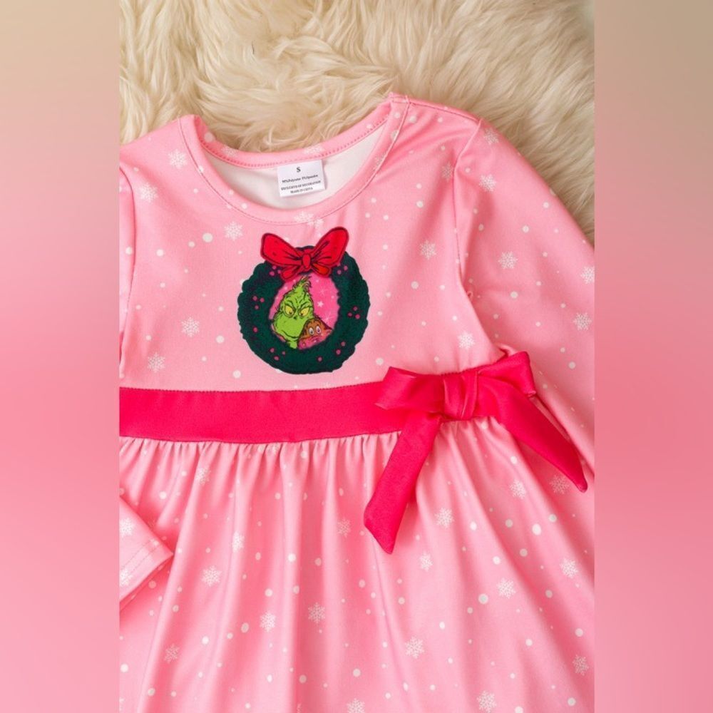 Grinch Holiday in Pink Chic Christmas Boutique Set - Picture 2 of 3
